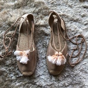 Soludos size 10 flats